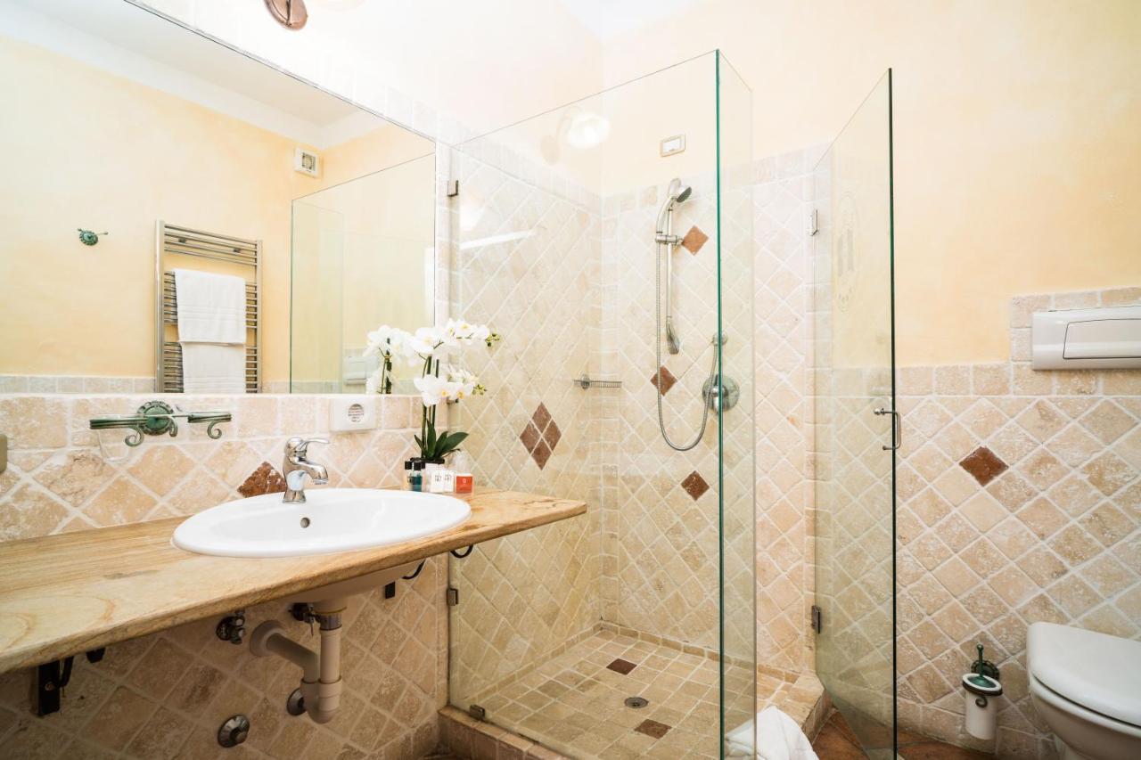 Hotel Pozzo Sacro Olbia Esterno foto