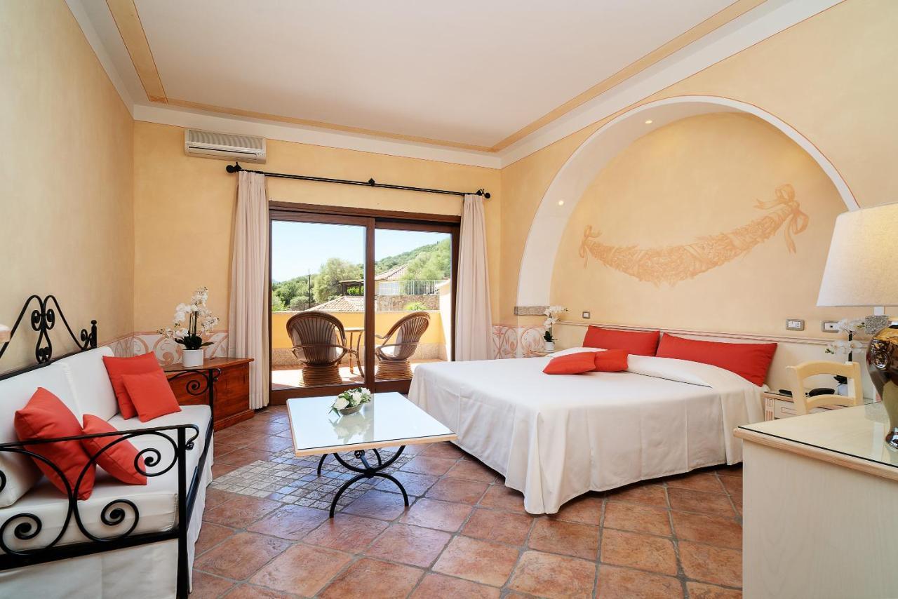 Hotel Pozzo Sacro Olbia Esterno foto