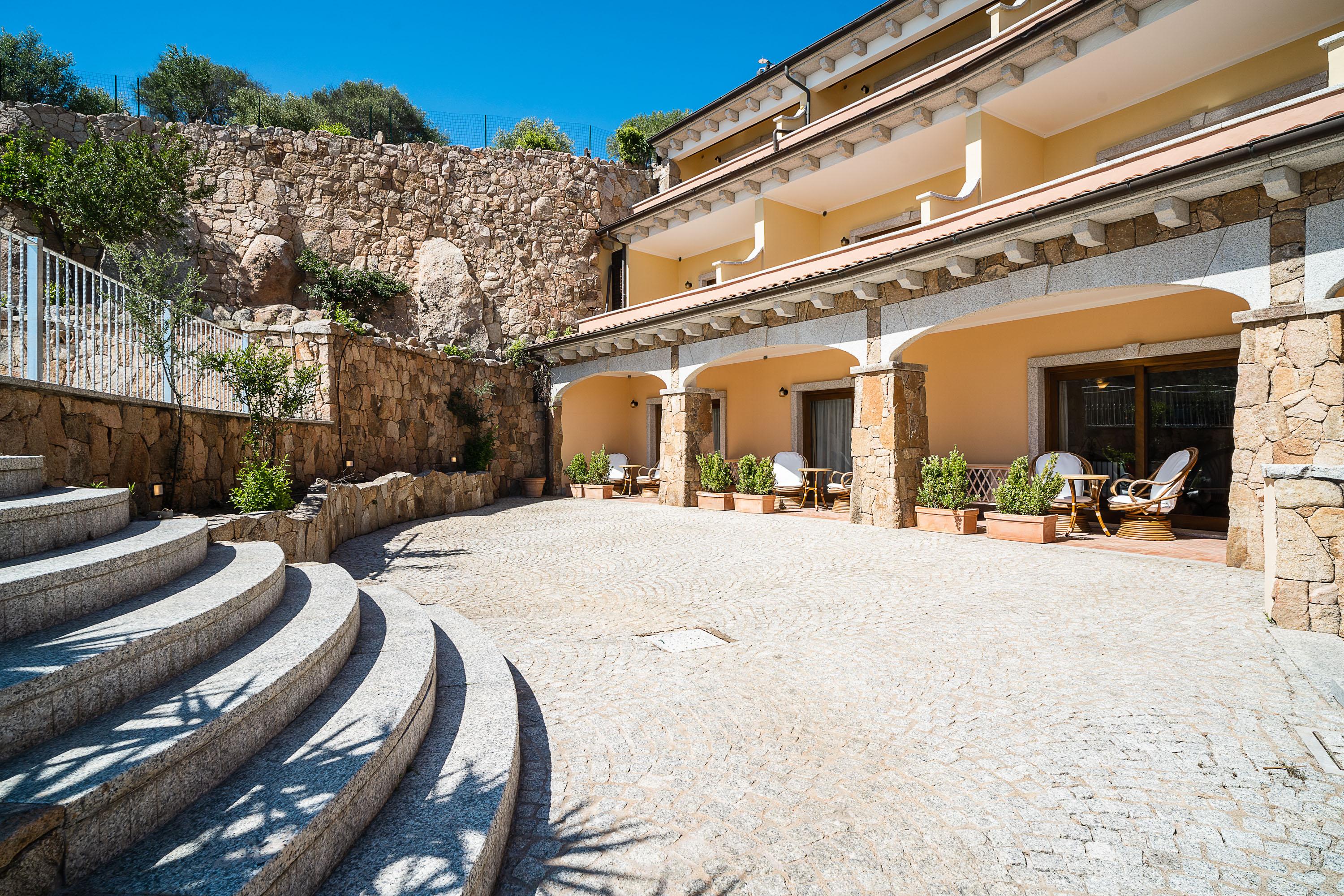 Hotel Pozzo Sacro Olbia Esterno foto