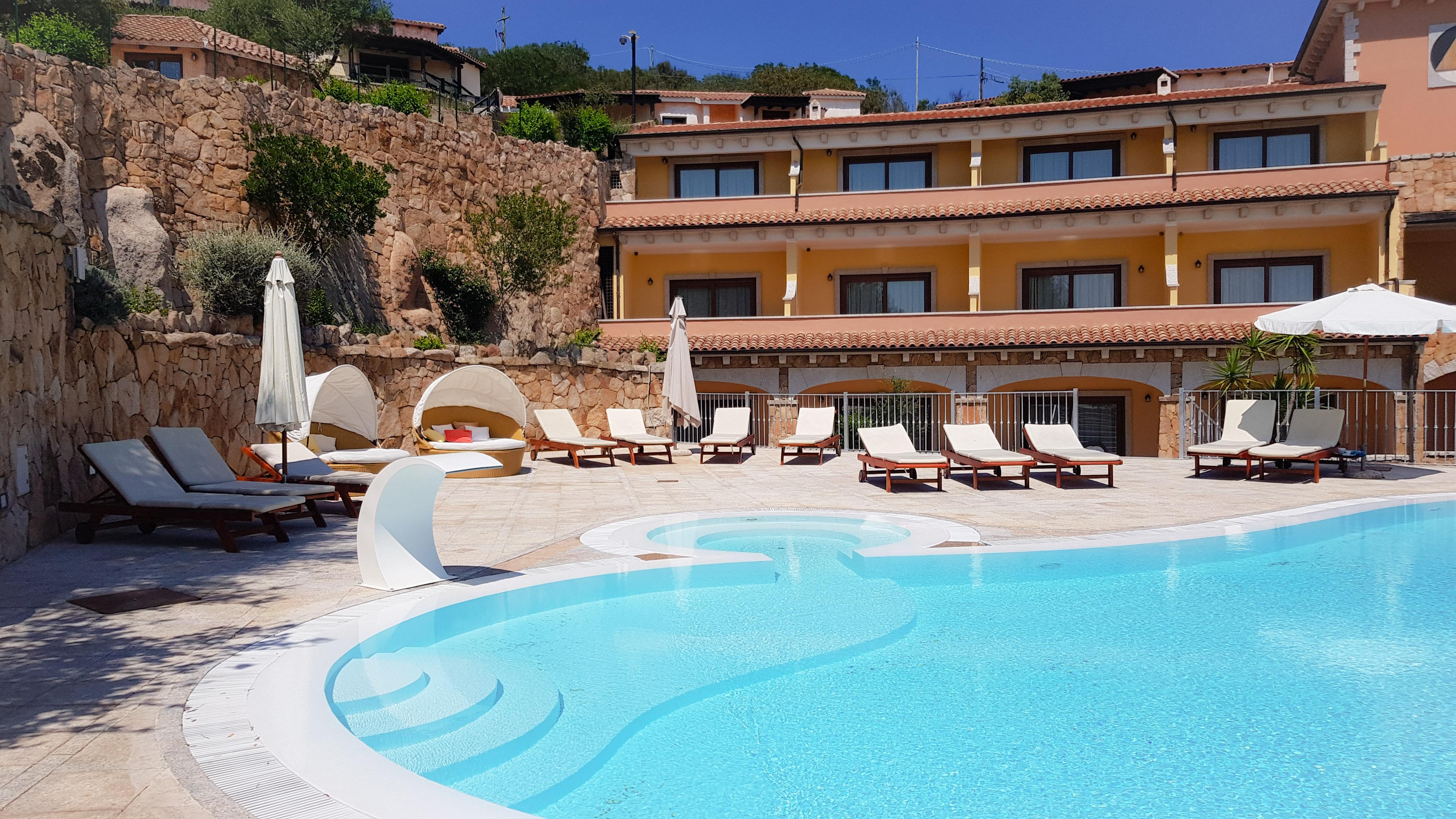 Hotel Pozzo Sacro Olbia Esterno foto